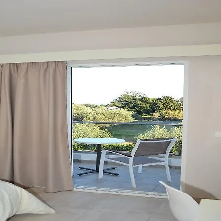 Argiro Village Apartahotel 3*